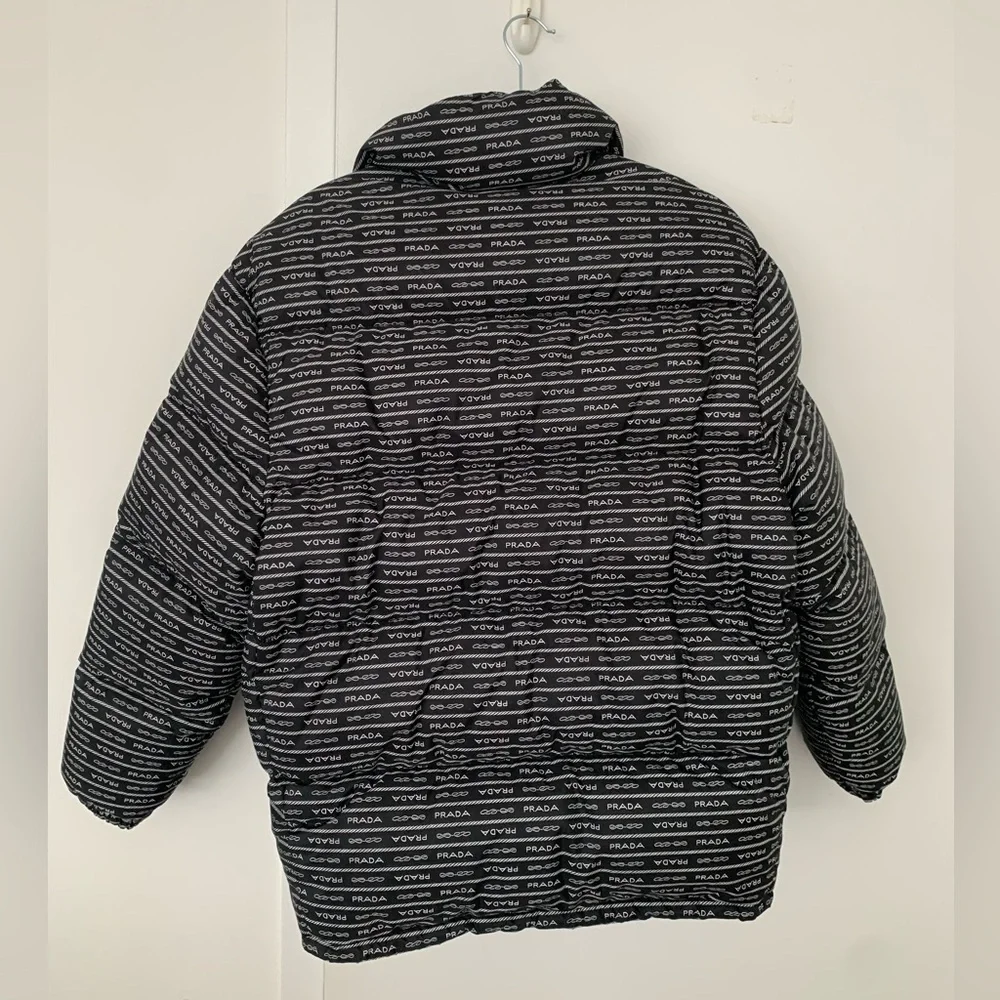 RRP$4,000 Prada Re-Nylon down puffer logo jacket in black NWT - Picture 6 of 13